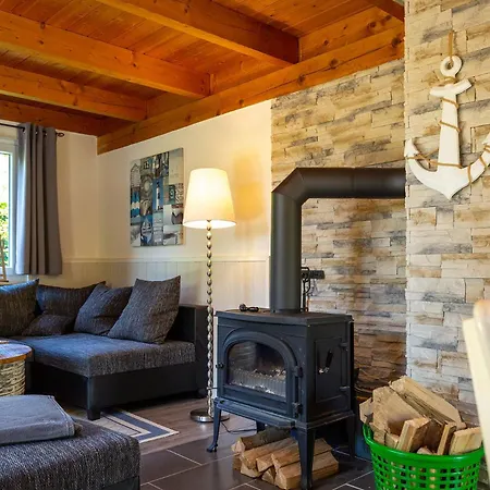 Am Moenchneversdorfer *