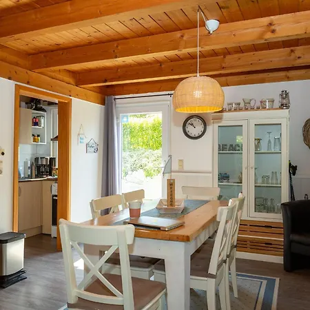 Am Moenchneversdorfer *